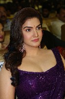 Honey Rose Glamorous Photos